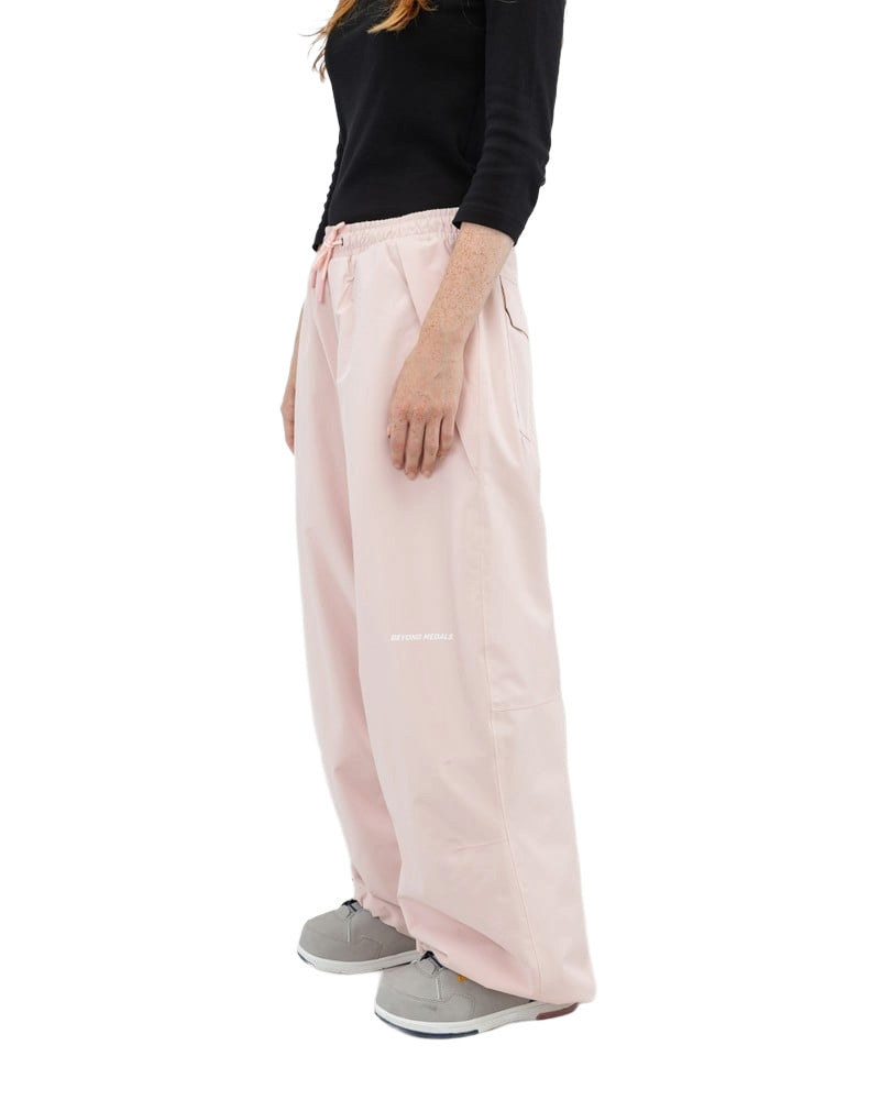 2026 BEYOND MEDALS PARK PANTS PINK