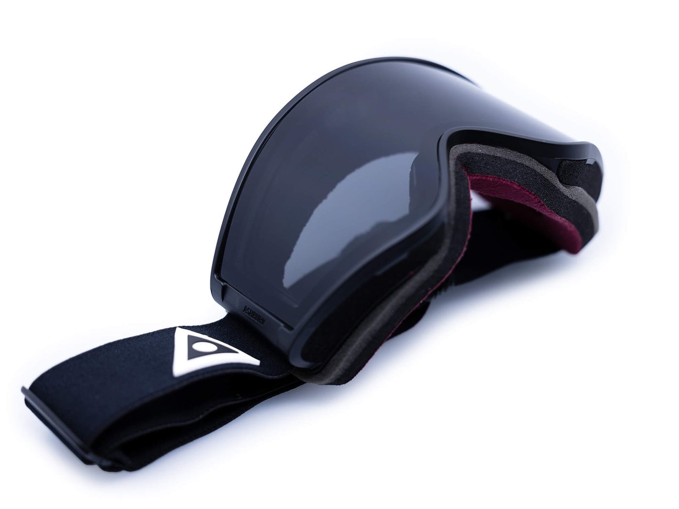 2026 ASHBURY A12 GGL BLACK TRIANGLE w/ DARK SMOKE LENS + YLW