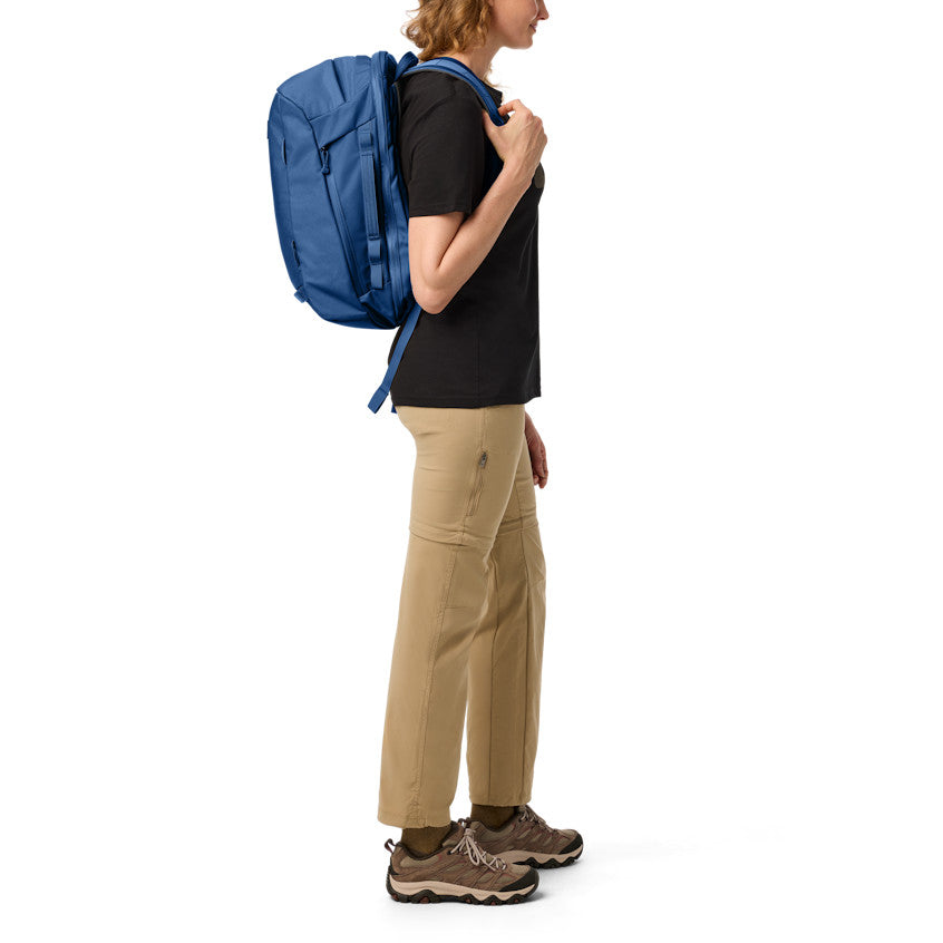 YETI CROSSROADS BACKPACK NAVY 35L