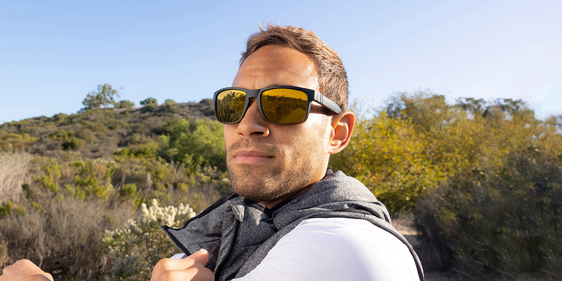 BLENDERS CANYON GOLD PUNCH BLACK SUNGLASSES w/ COPPER PLR LENS