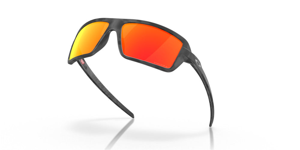 OAKLEY CABLES BLK CAMO SUNGLASSES w/ PRIZM RUBY LENS