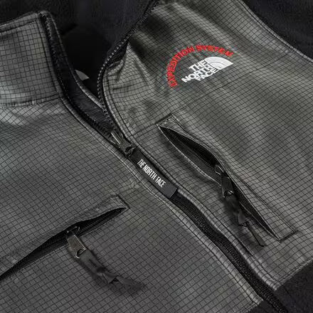 2025 TNF RETRO DENALI JACKET BLACK/MOONSTONE GREY