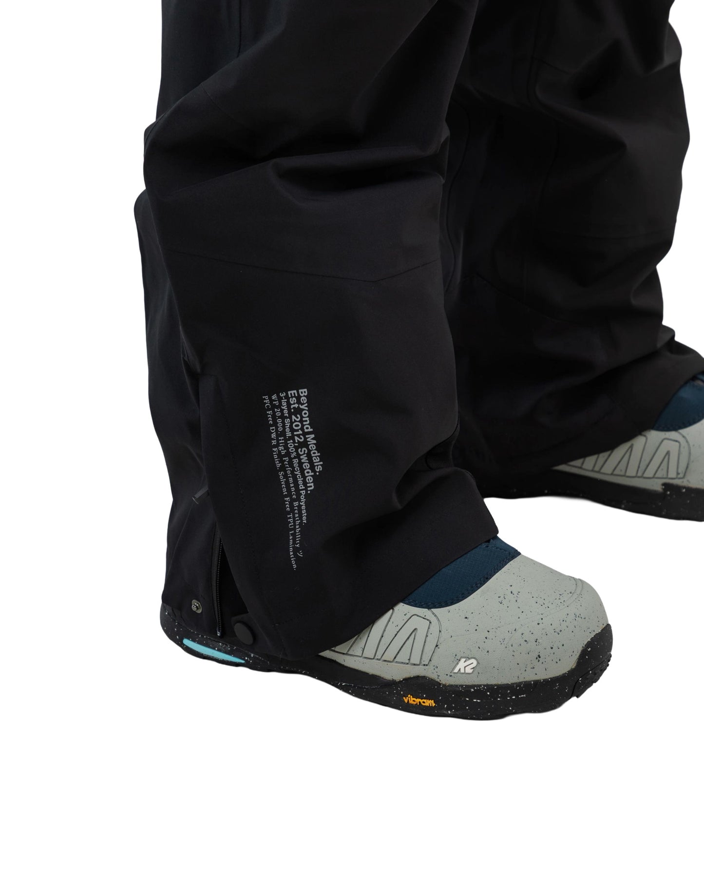 2026 BEYOND MEDALS TECH 3L BIB PANTS BLACK