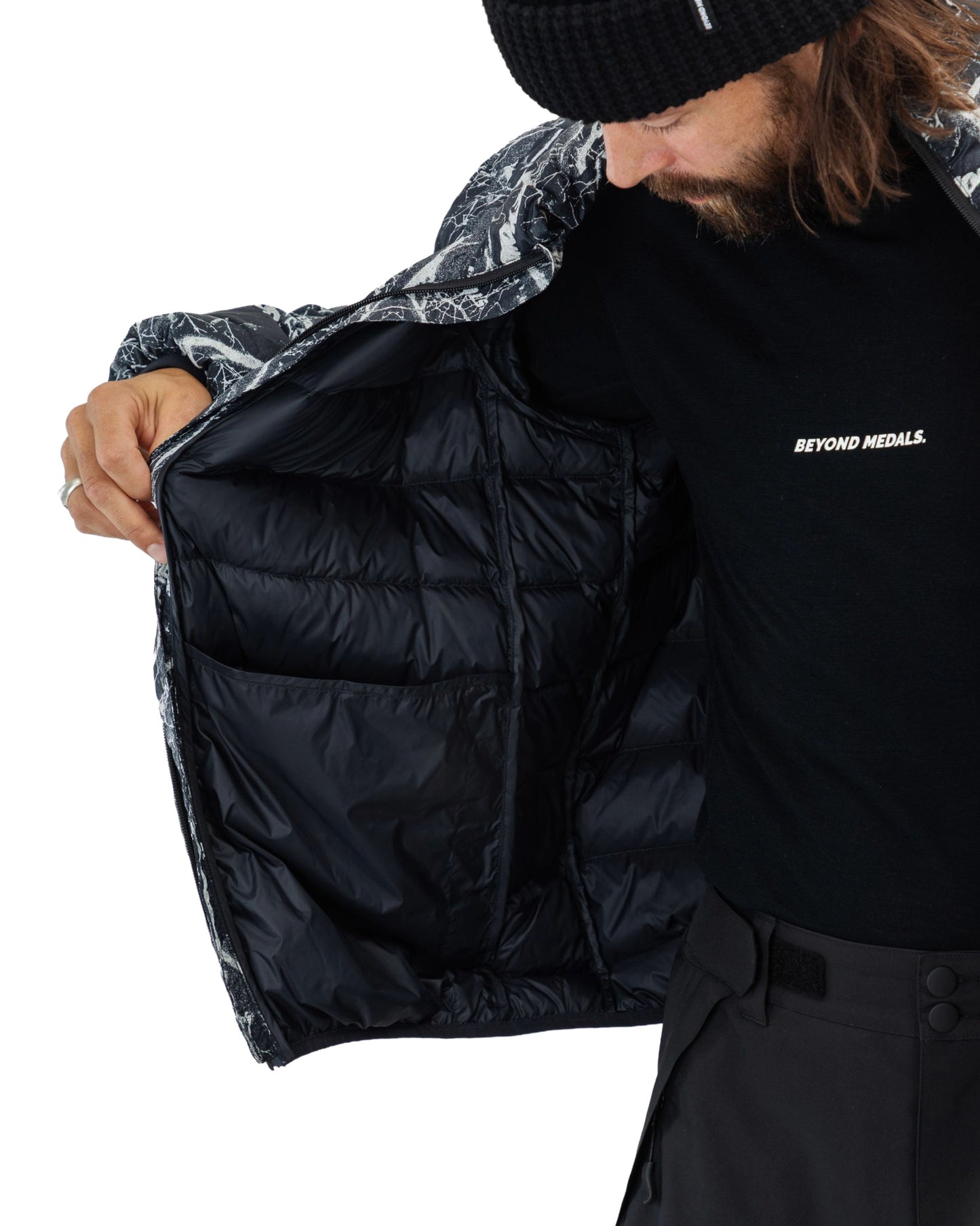 2026 BEYOND MEDALS PACK DOWN JACKET SHIRAKABA