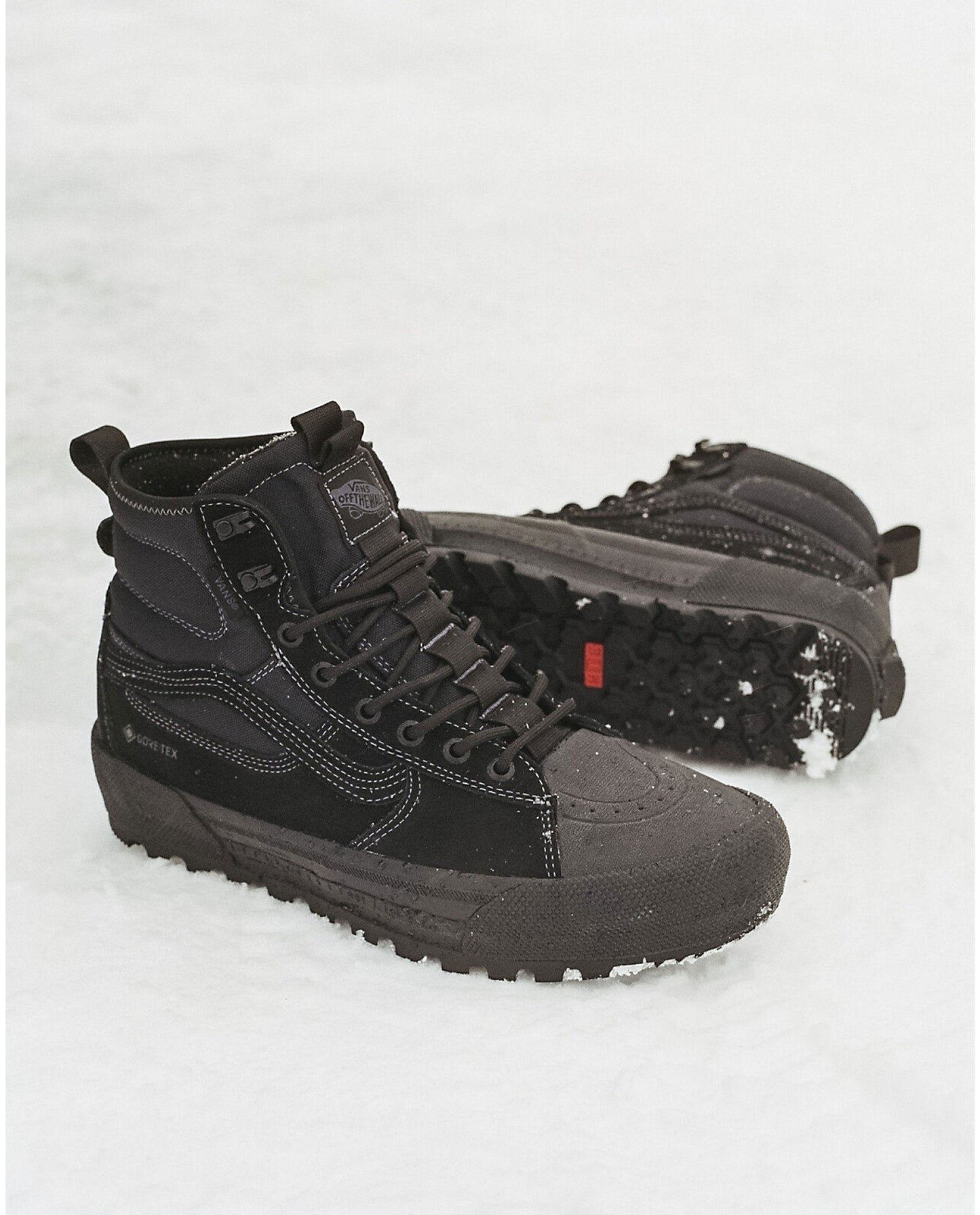 VANS MENS MTE SK8-HI GORE-TEX SHOES FA24 (1OJ) BLACKOUT