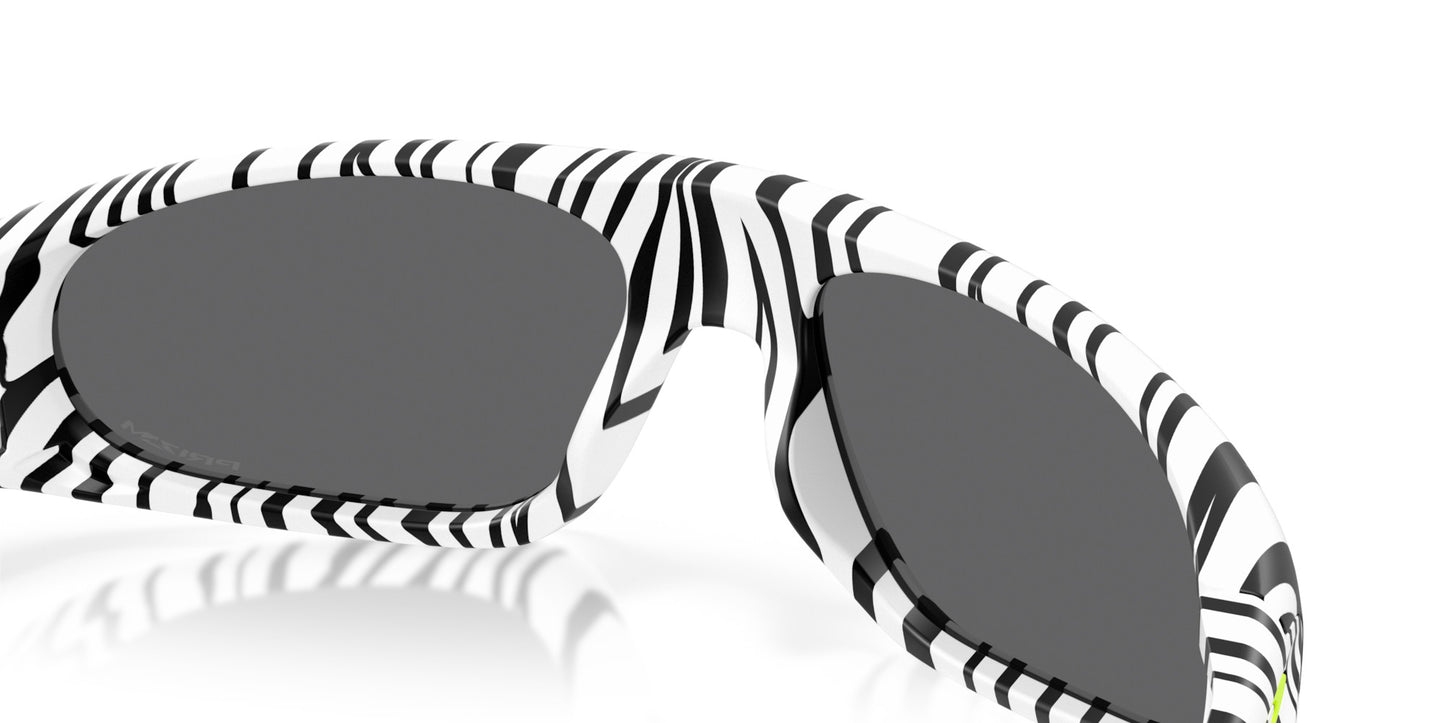 OAKLEY NEOFORMA WHITE BENGAL SUNGLASSES w/ PRIZM BLACK