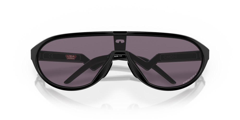 OAKLEY CMDN MATTE BLK SUNGLASSES w/ PRIZM GRY LENS