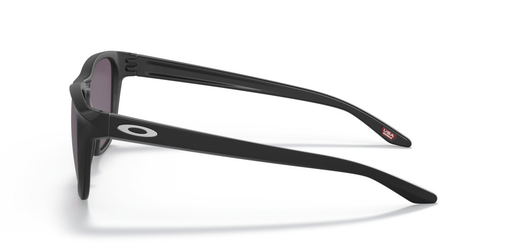 OAKLEY MANORBURN MATTE BLK SUNGLASSES w/ PRIZM GRY LENS