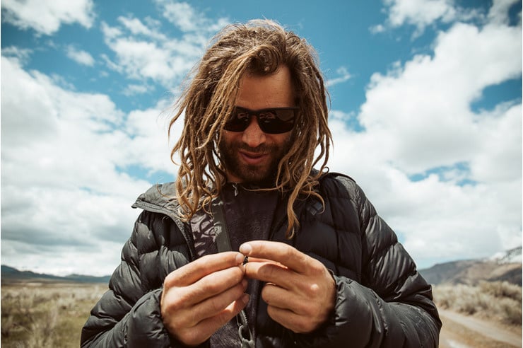 VONZIPPER LESMORE BLACK GLOSS SUNGLASSES w/ VINTAGE GRY LENS