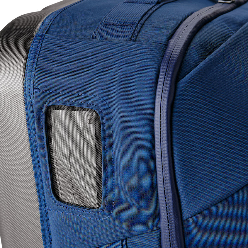 YETI CROSSROADS LUGGAGE NAVY 29